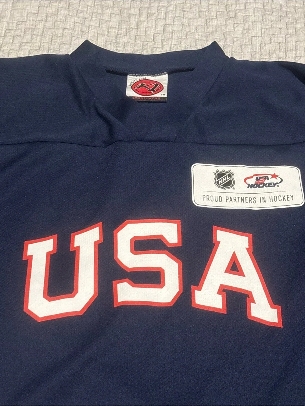 USA Hockey Jersey Size Youth Medium - 20 inches pit to pit, 23.5 inch length
